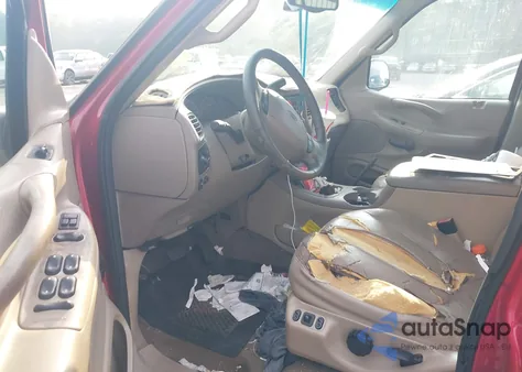 2002 Ford Expedition Eddie Bauer from USA, damaged, VIN 1FMRU17L72LA69931